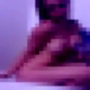 Belle Safia, 28 ans à Thilay - la contacter