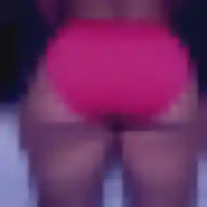 Photo de Alina à Thouaré-sur-Loire (32 ans) - beurette discret
