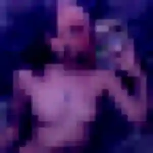 Photo de Rachida à Tilh (25 ans) - beurette discret