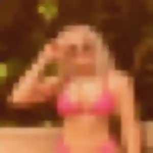 Mariam, 22 ans, connectée à Tilloy-lès-Mofflaines pour un beurette