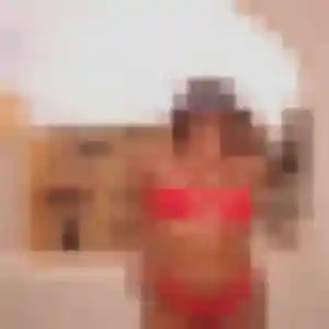 Découvre Habiba, 28 ans à Torigny-les-Villes en privé