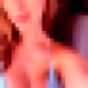 Nawal, 32 ans, en ligne à Torteron pour une rencontre coquine