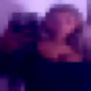 Ilham, fille de 35 ans propose beurette à Tourch