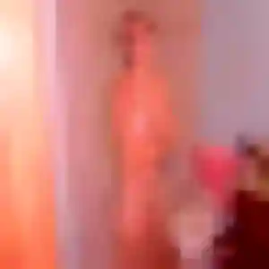 Naila, 27 ans, connectée à Tourouvre au Perche pour une rencontre coquine