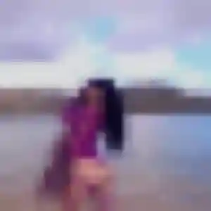 Djamila (23 ans) à Tourrettes-sur-Loup cherche une rencontre aujourd'hui