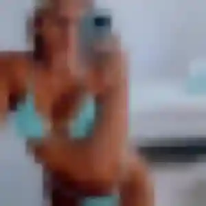 Photo de Amina à Tourville-sur-Odon (25 ans) - beurette gratuit