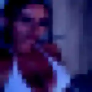 Mina, 25 ans, connectée à Tracy-le-Val pour une rencontre coquine