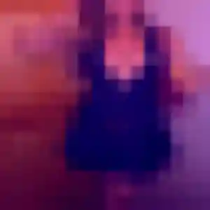 Photo de Sabrina à Traenheim (23 ans) - beurette gratuit