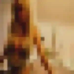 Photo de Yamina à Tramayes (33 ans) - beurette gratuit