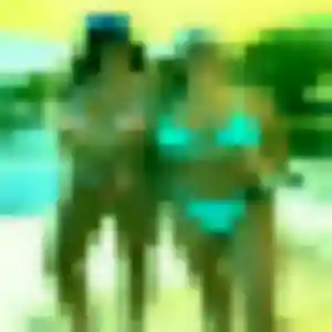 Contacte Bouchra, 23 ans à Trédaniel en privé