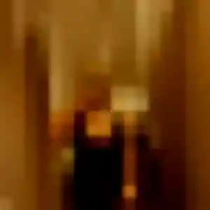 Najat, 28 ans, connectée à Trédaniel pour un beurette