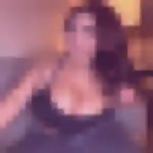Ihsane, 45 ans, veut un beurette à Trédion