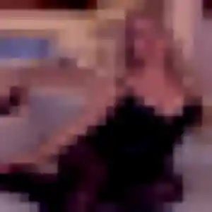 Dounia, 33 ans, connectée à Triguères pour un beurette