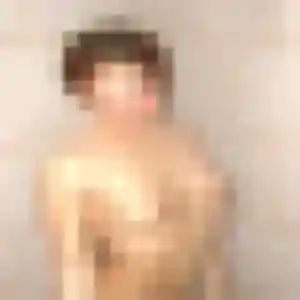 Photo de Wahiba à Trizay (27 ans) - beurette discret
