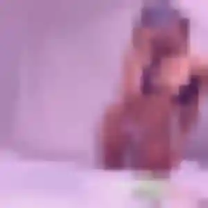 Photo sexy de Samia, 28 ans à Tronget - rencontre coquine