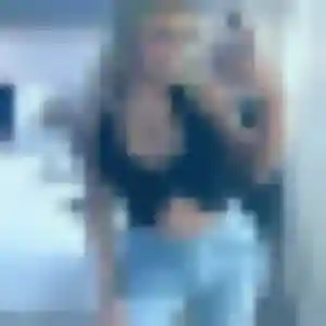Photo perso de Hayat, 29 ans à Truyes - plan discret