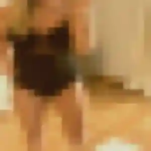 Photo sexy de Ahlam, 30 ans à Tuchan - plan discret