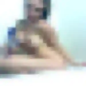Souad, 24 ans, disponible à Uchacq-et-Parentis pour une rencontre coquine