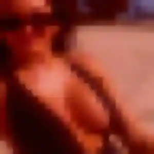 Latifa, 35 ans, cherche un beurette à Uzemain