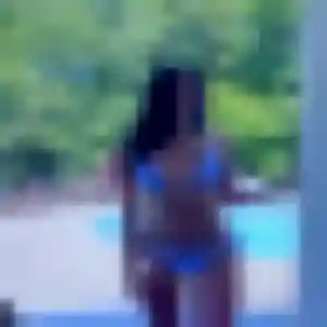 Hafsa, 23 ans, disponible à Uzos pour une rencontre coquine
