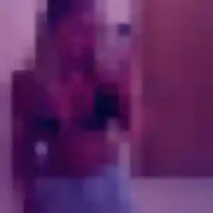 Charmante Rabia, 32 ans à Valady - la contacter
