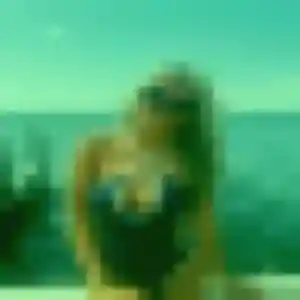 Photo de Alina à Vallées en Champagne (34 ans) - beurette discret