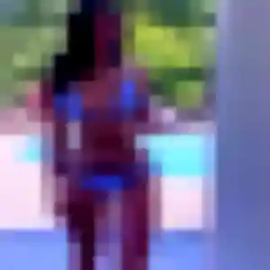 Safiya, fille de 31 ans cherche beurette à Valliquerville