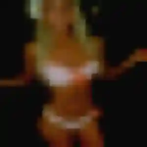 beurette à Valras-Plage : photo de Lina, 22 ans - inscription gratuite
