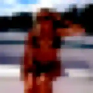 Syrine, 44 ans, connectée à Vauhallan pour un beurette