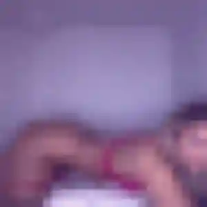 Photo exclusive de Maroua, 37 ans à Vaulx - plan discret
