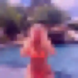 Maya de Vaux-sur-Mer, 23 ans - beurette sans lendemain