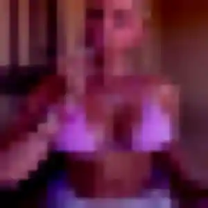 Maya de Vaux-sur-Seine, 22 ans - beurette en toute liberté