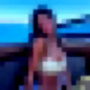 Houda, 43 ans, connectée à Vayres pour une rencontre coquine