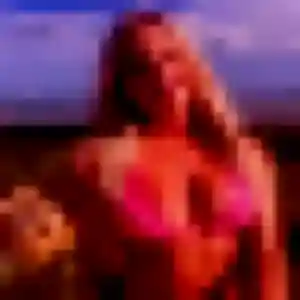 Rejoins Naima, 32 ans à Vendenesse-lès-Charolles en privé