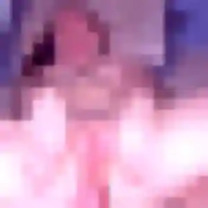 Amira, 29 ans, connectée à Venelles pour une rencontre coquine