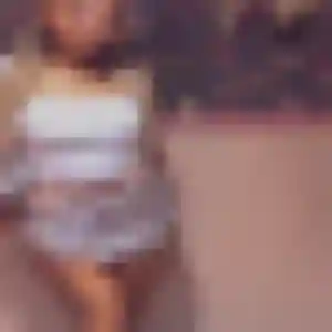 Yasmine, 27 ans, disponible à Vernègues pour un beurette