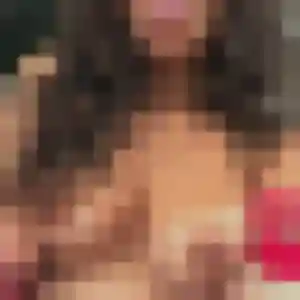 Nabila, 28 ans, disponible à Versonnex pour un beurette