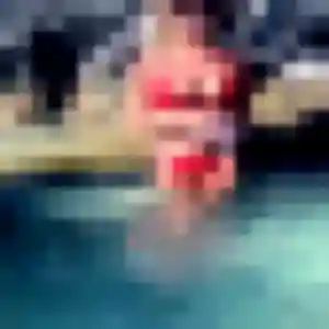 Ahlam, femme de 23 ans cherche beurette à Vesseaux