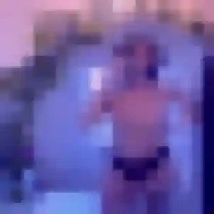 Habiba, 22 ans, en ligne à Vézeronce-Curtin pour une rencontre coquine