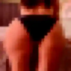 Soumia, 32 ans, disponible à Vézins-de-Lévézou pour un beurette