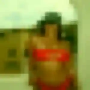 Kamila, 38 ans, connectée à Vicq-sur-Mer pour un beurette