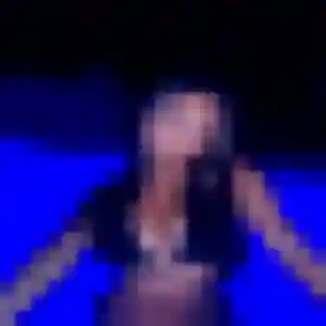 Emna (24 ans) à Videlles cherche un beurette aujourd'hui