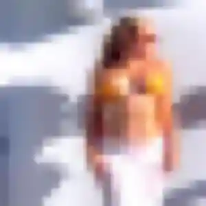 Jolie Tinhinane, 31 ans à Videlles - la contacter
