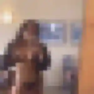 Rabia, 27 ans, veut un beurette à Vieille-Église