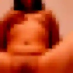 Mina, 31 ans, connectée à Vignacourt pour un beurette