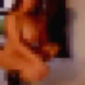 Wafa, 34 ans, connectée à Villabé pour une rencontre coquine