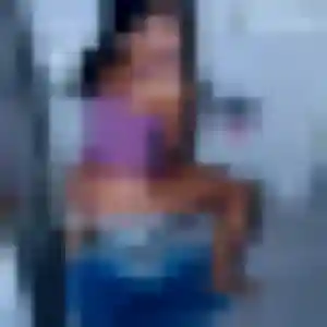 Rencontre Karima, 22 ans à Ville-en-Tardenois en privé