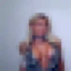 Photo sexy de Kahina, 26 ans à Villebon-sur-Yvette - rencontre sans lendemain