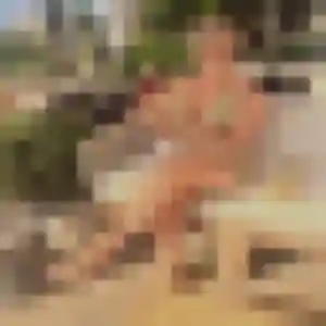 Dounia, 26 ans, en ligne à Villechenève pour une rencontre coquine