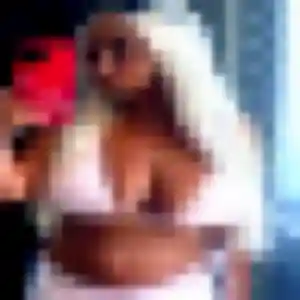 Nesrine (44 ans) à Villemomble propose un beurette rapidement